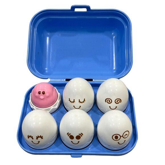 Tomy 6 Pack Hide & Squeak Shape Eggs & Case - Picture 1 of 5